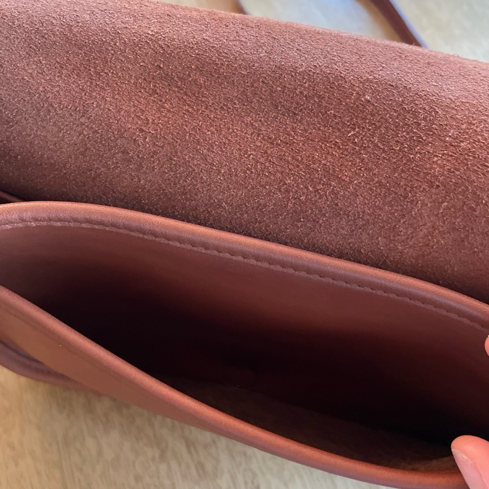 Vintage Coach British Tan Crossbody - Picture 2 of 7